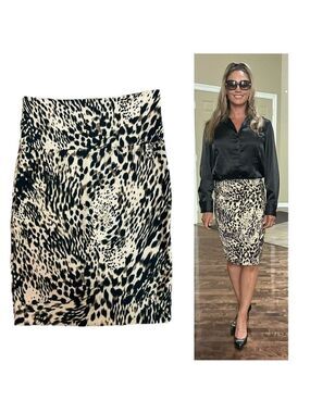 Analogy leopard cheetah animal print cream pencil skirt Sz M classy sexy career